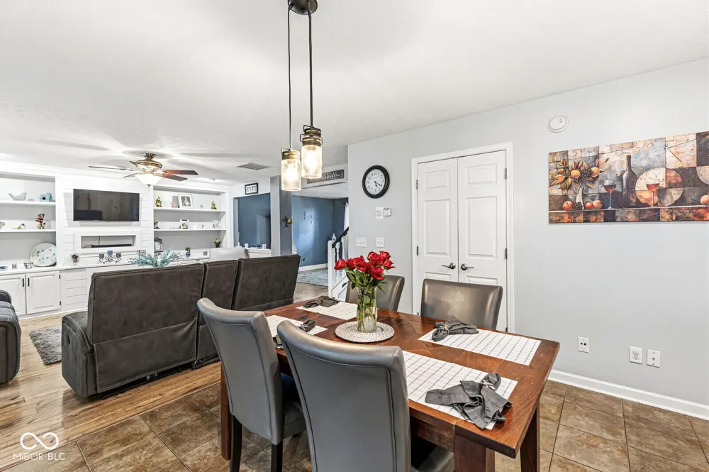 649 Weeping Way Lane Avon, IN 46123