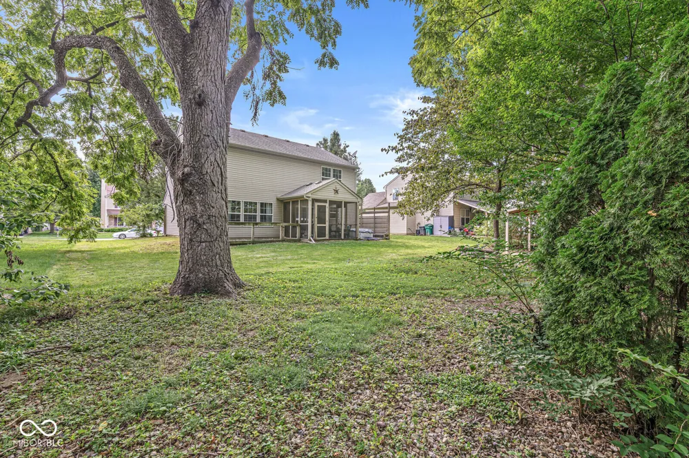 649 Weeping Way Lane Avon, IN 46123
