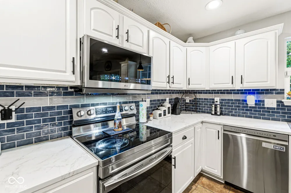 649 Weeping Way Lane Avon, IN 46123