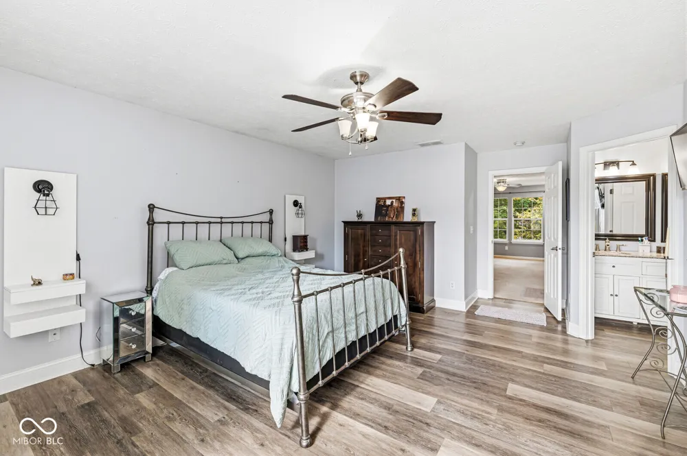 649 Weeping Way Lane Avon, IN 46123