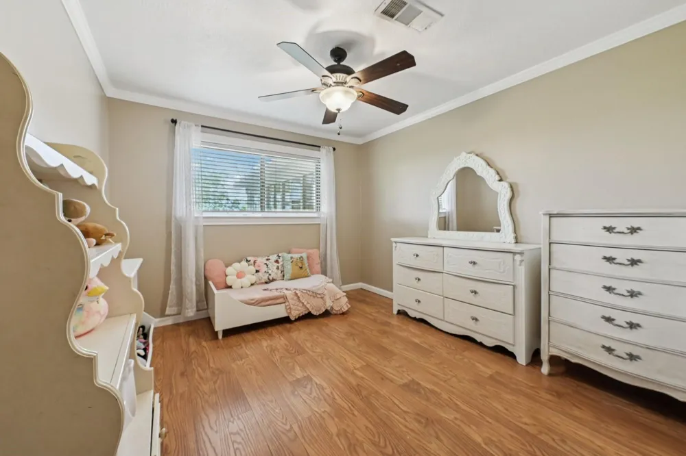 13917 Countryside Street Santa Fe, TX 77517