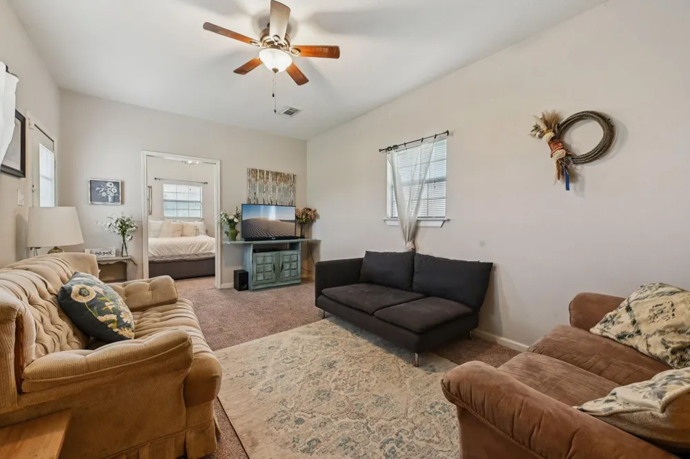 13917 Countryside Street Santa Fe, TX 77517