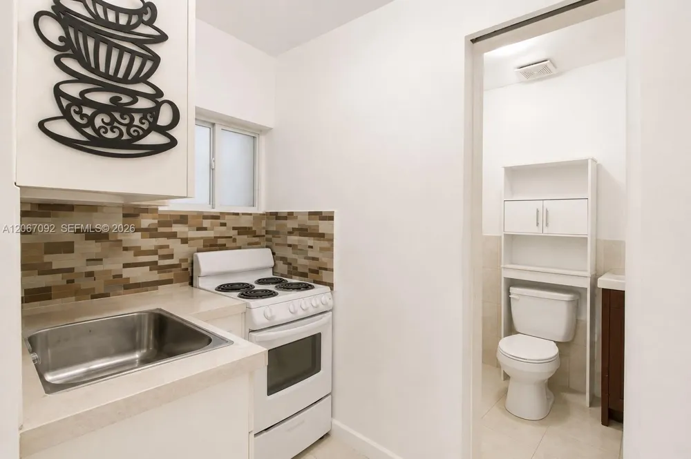 2961 NW 173rd Ter Miami Gardens, FL 33056