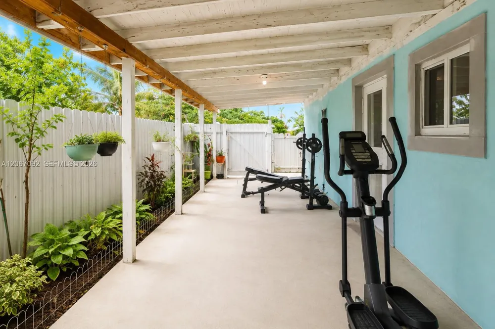 2961 NW 173rd Ter Miami Gardens, FL 33056