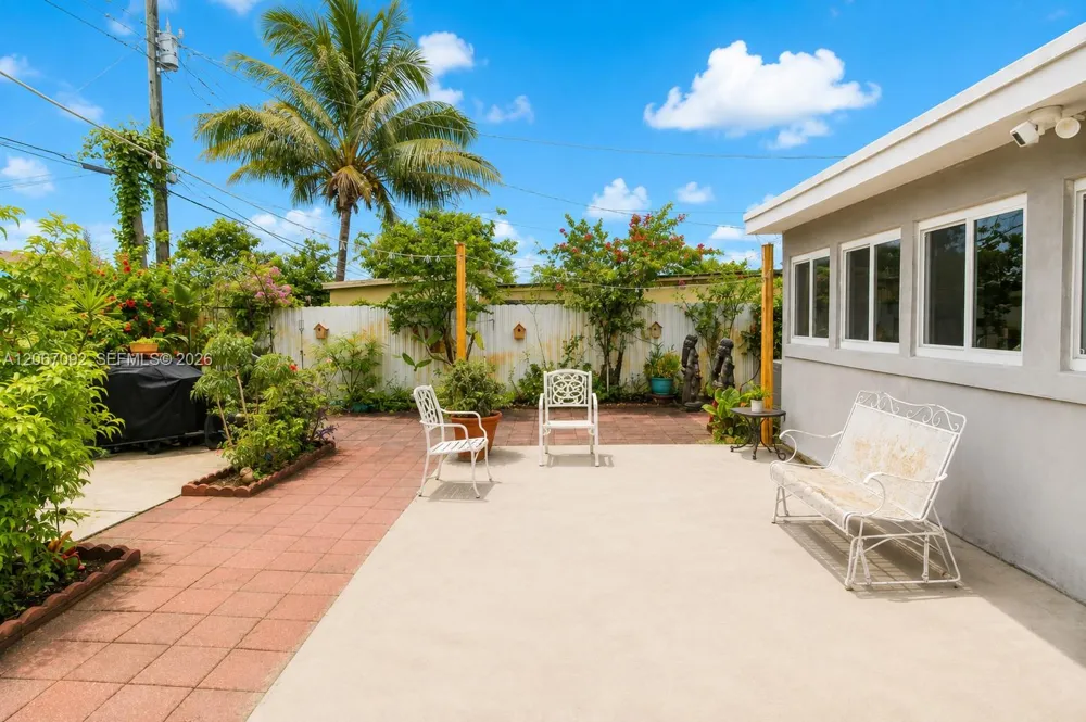 2961 NW 173rd Ter Miami Gardens, FL 33056