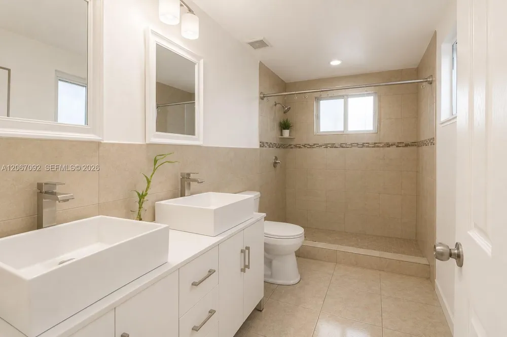 2961 NW 173rd Ter Miami Gardens, FL 33056