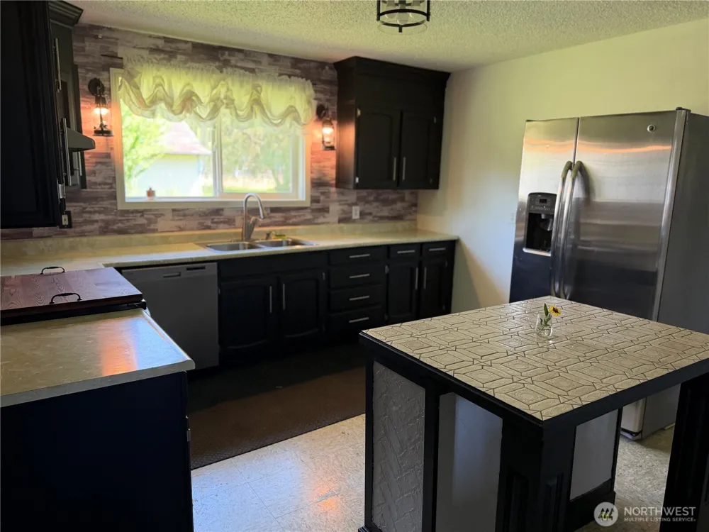 915 Thomas Street Aberdeen, WA 98520