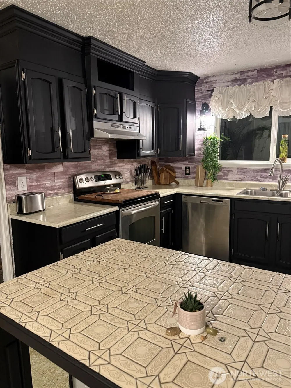 915 Thomas Street Aberdeen, WA 98520