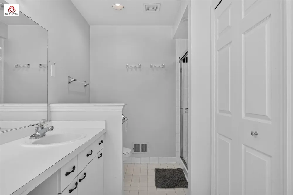 1431 Provincial Drive Troy City, MI 48084