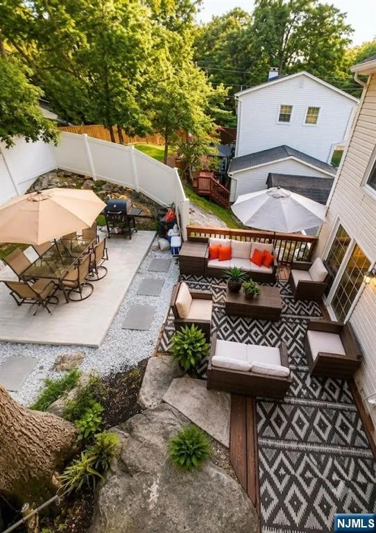 108 Evergreen Avenue Hopatcong, NJ 07843