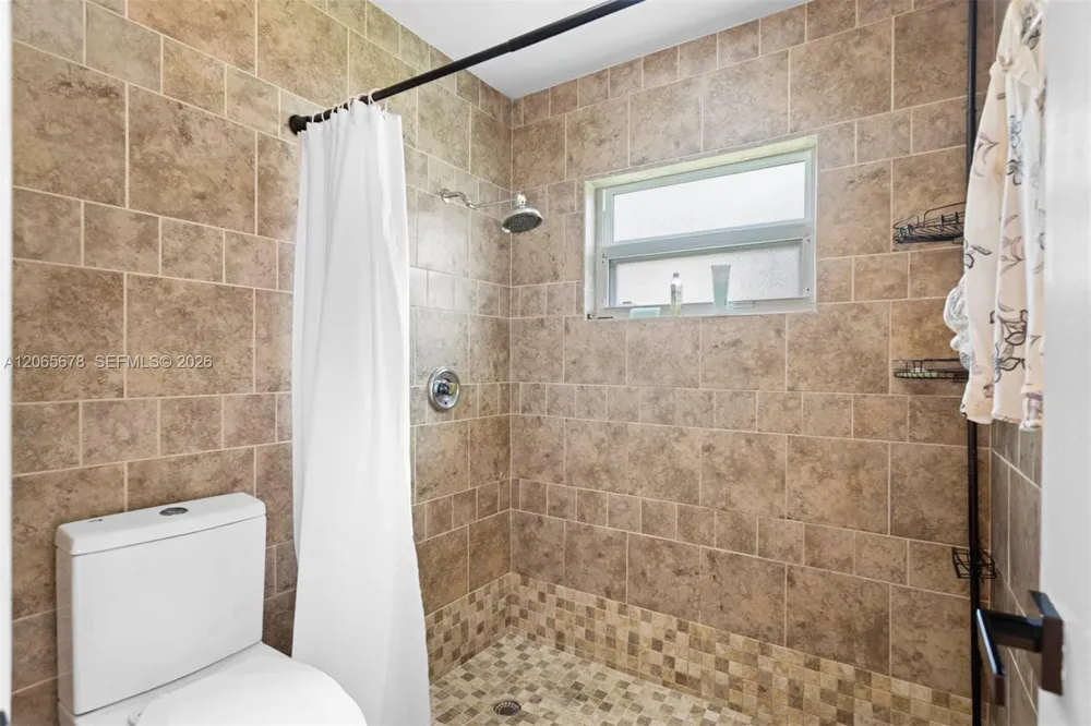 2905 Albatross Dr Cooper City, FL 33026