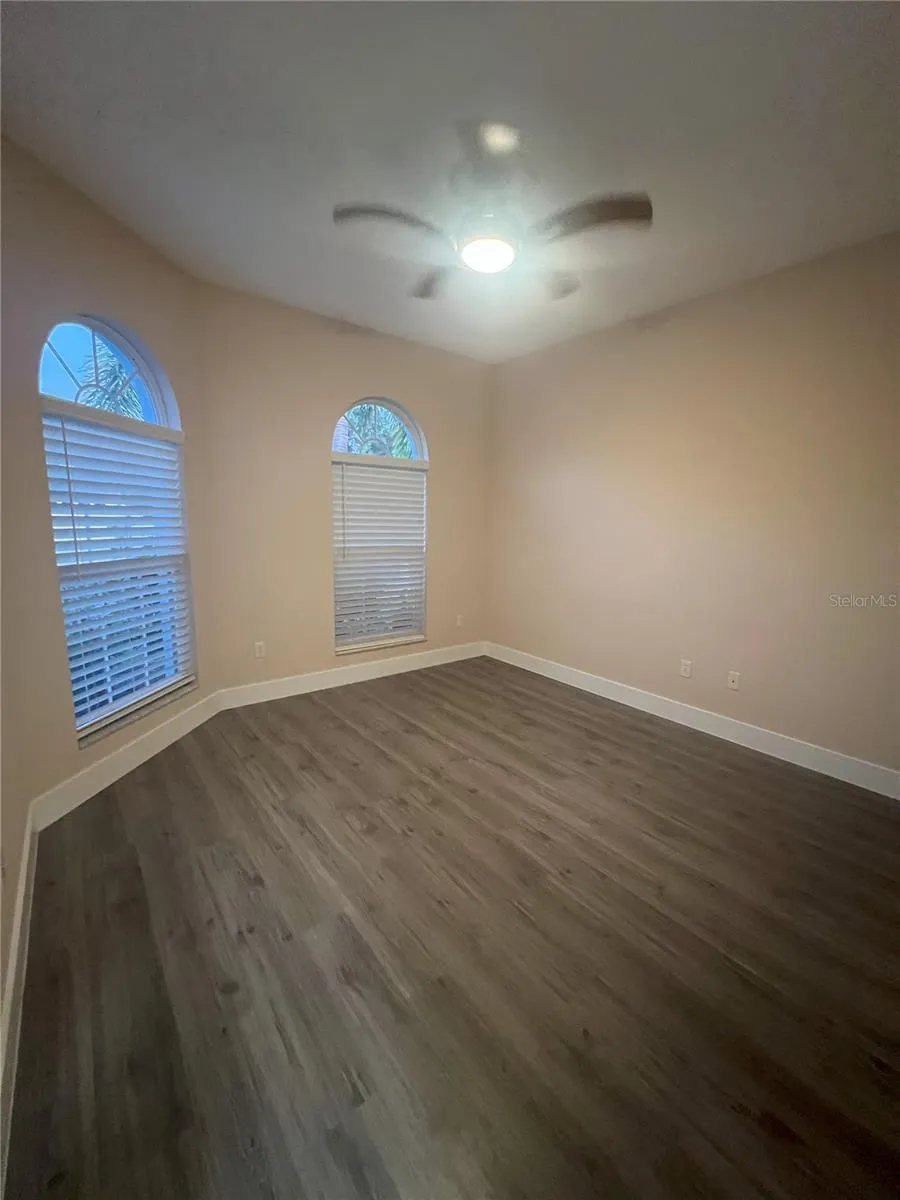 1066 WHITEGATE COURT Sarasota, FL 34232