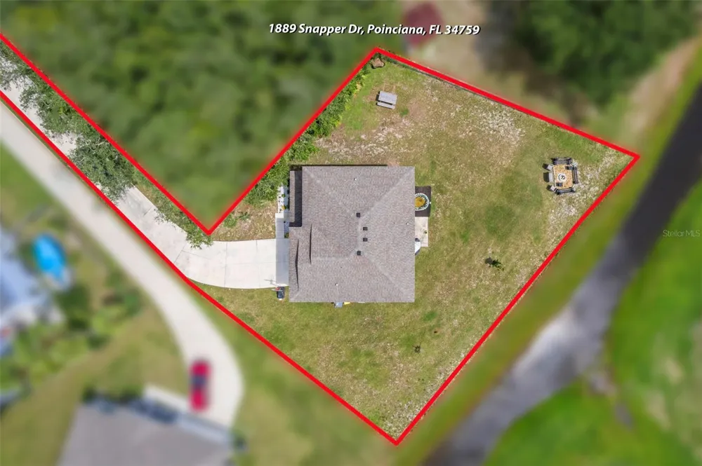 1889 SNAPPER DRIVE Poinciana, FL 34759