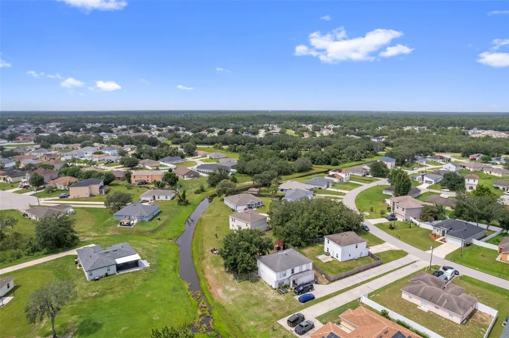 1889 SNAPPER DRIVE Poinciana, FL 34759