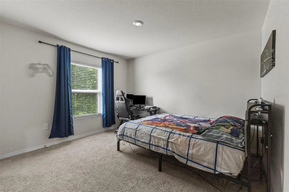1889 SNAPPER DRIVE Poinciana, FL 34759