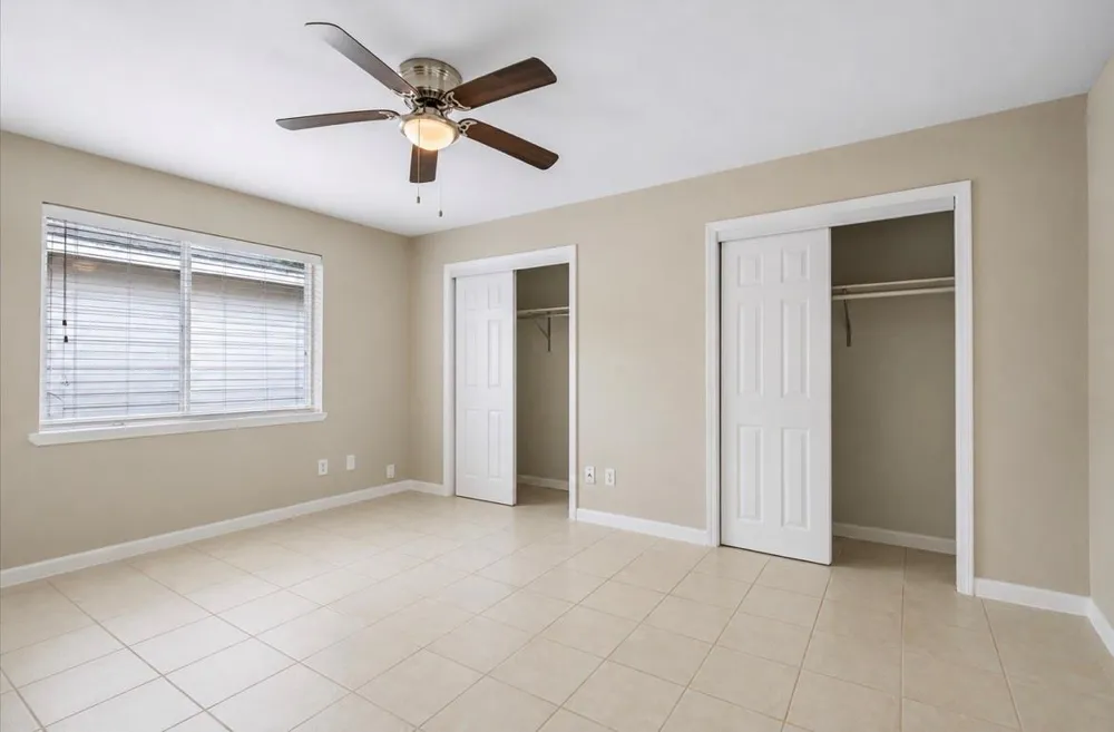 1865 Dolphin Drive Seabrook, TX 77586