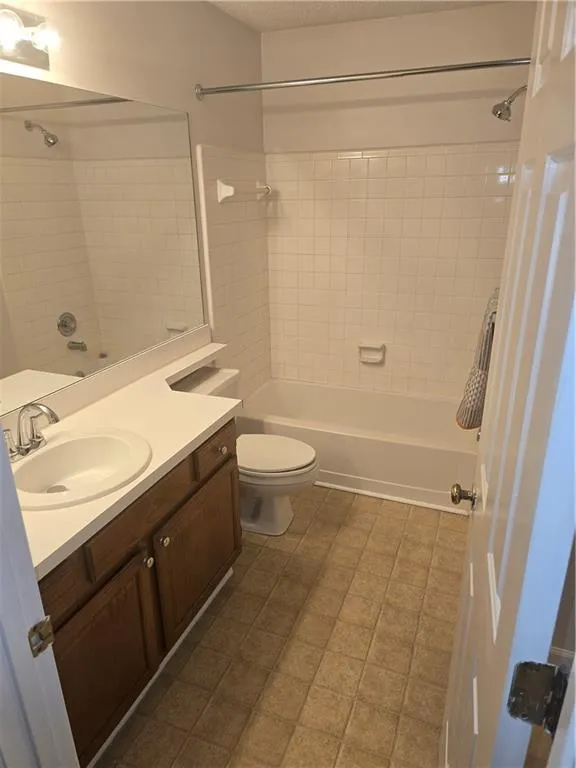 113 Hampshire Court #113 Avondale Estates, GA 30002