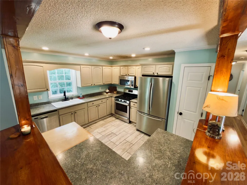 2031 Cam Drive Morganton, NC 28655
