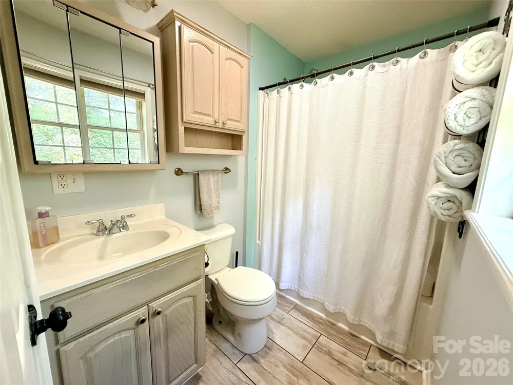 2031 Cam Drive Morganton, NC 28655