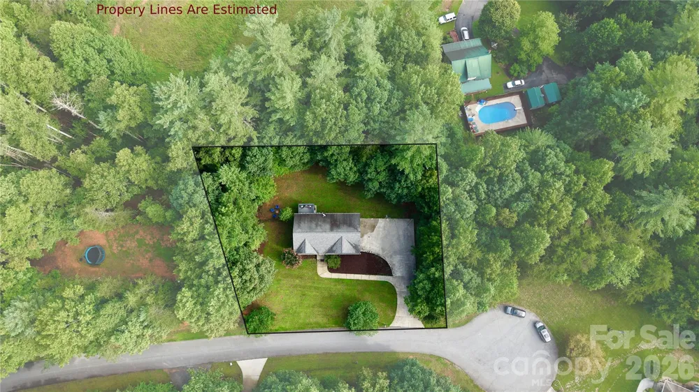 2031 Cam Drive Morganton, NC 28655
