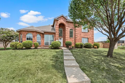 1215 Majestic Way