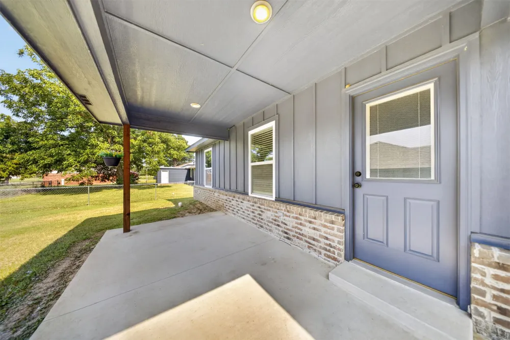 901 Park Street Pryor, OK 74361