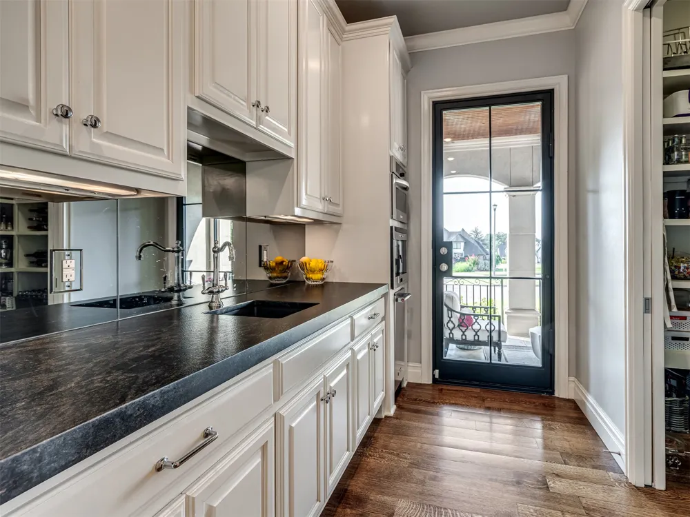 10704 S Holley Street Jenks, OK 74037