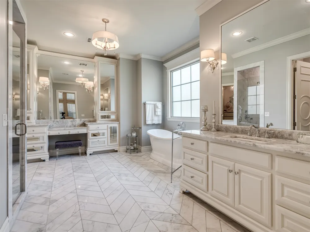 10704 S Holley Street Jenks, OK 74037