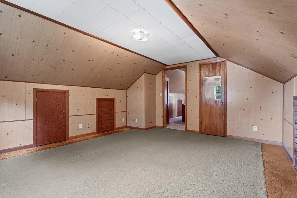 423 S 1st Street La Crescent, MN 55947