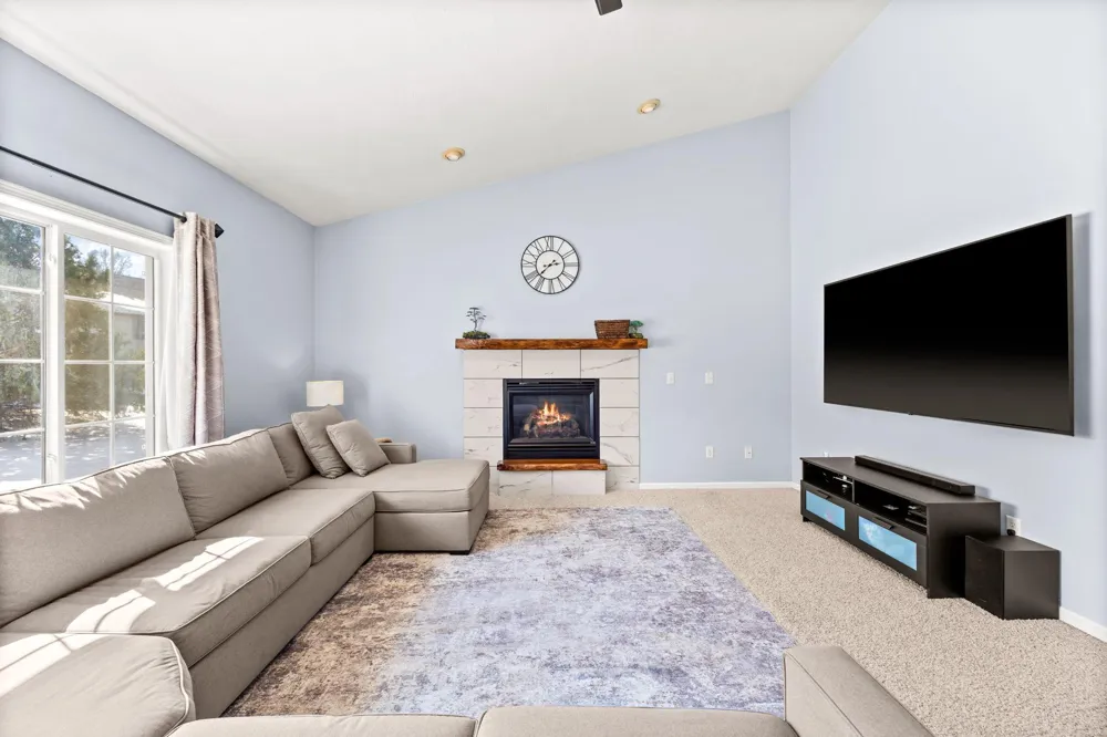 955 Park Drive Belle Plaine, MN 56011