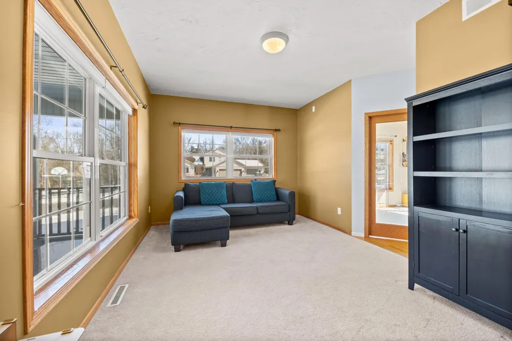 955 Park Drive Belle Plaine, MN 56011