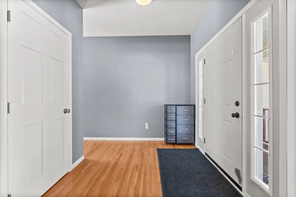 955 Park Drive Belle Plaine, MN 56011