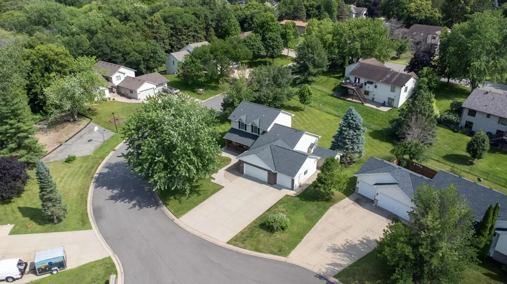 955 Park Drive Belle Plaine, MN 56011