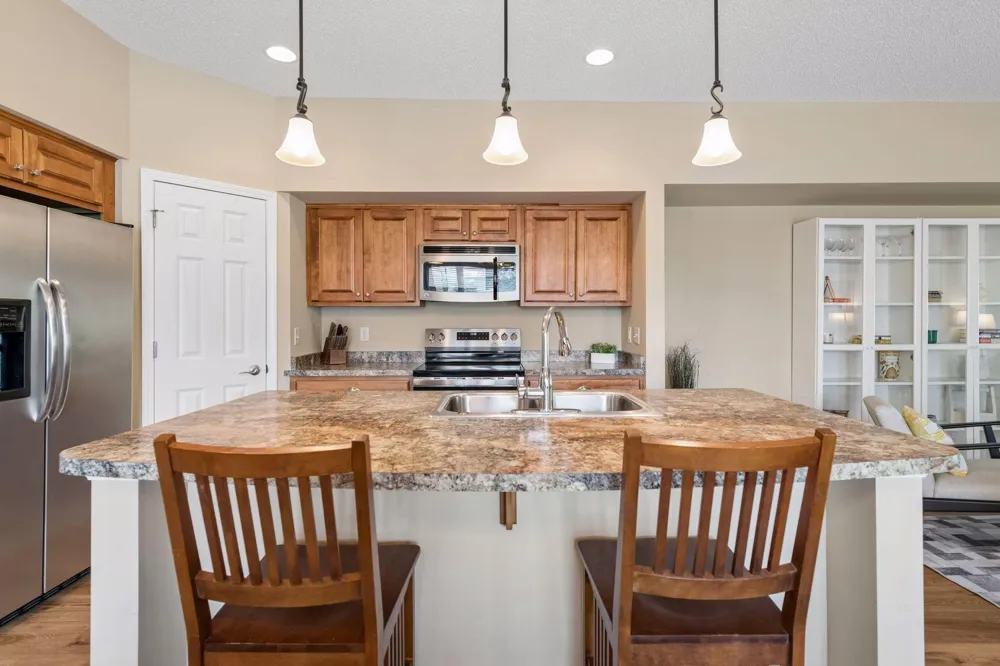 1308 Naples Avenue Cologne, MN 55322