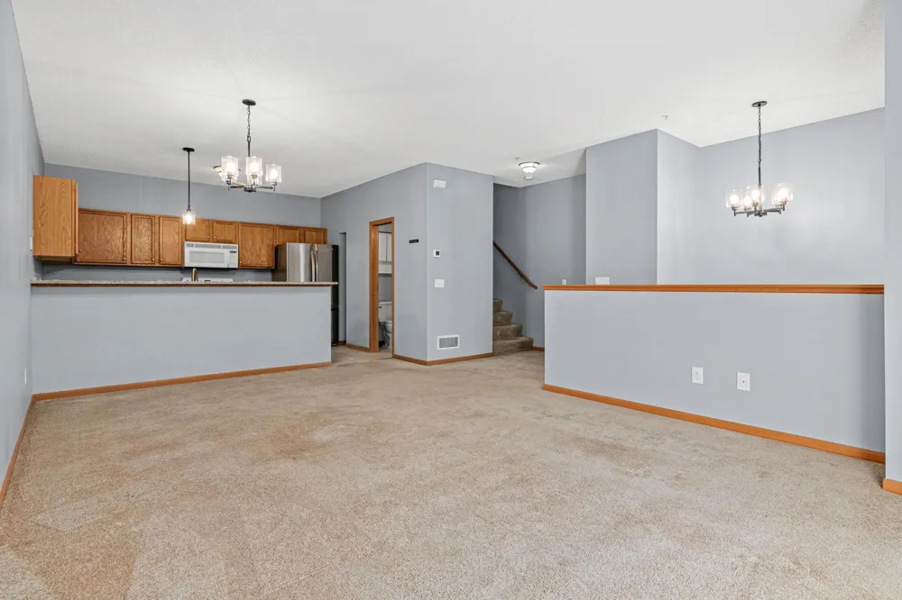 652 Willoughby Way W Minnetonka, MN 55305