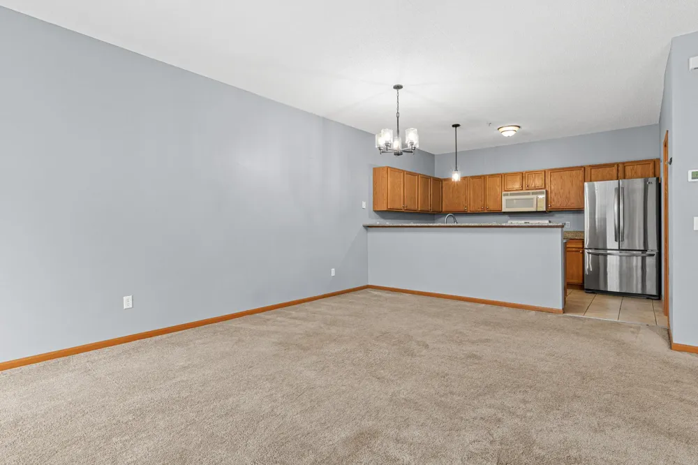 652 Willoughby Way W Minnetonka, MN 55305