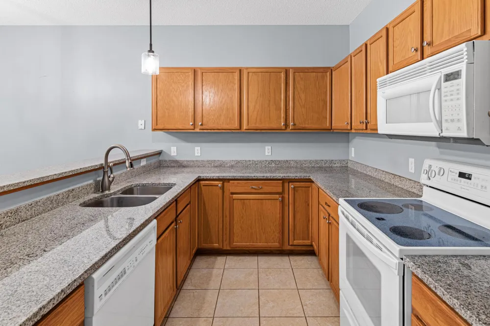652 Willoughby Way W Minnetonka, MN 55305