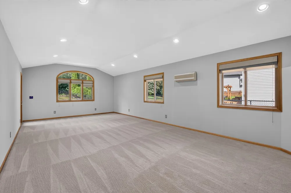 10288 Kali Avenue NE Albertville, MN 55301