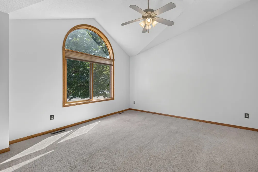 10288 Kali Avenue NE Albertville, MN 55301