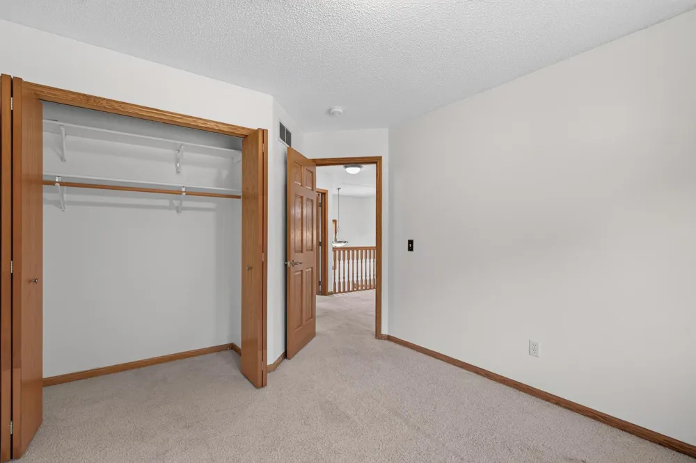 10288 Kali Avenue NE Albertville, MN 55301