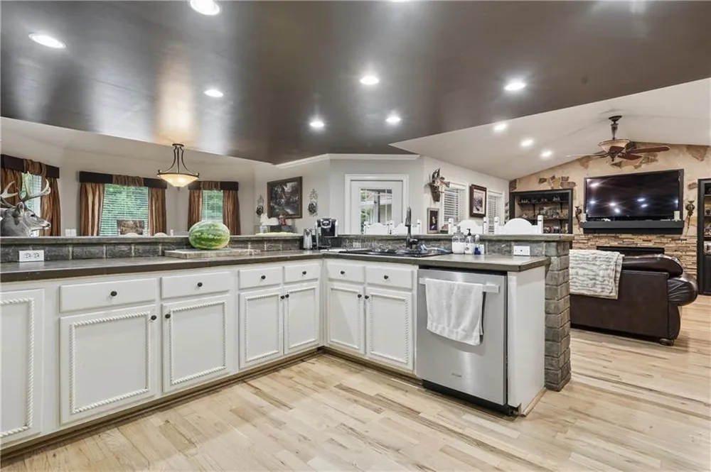 815 Knight Bottom Road SE Fairmount, GA 30139