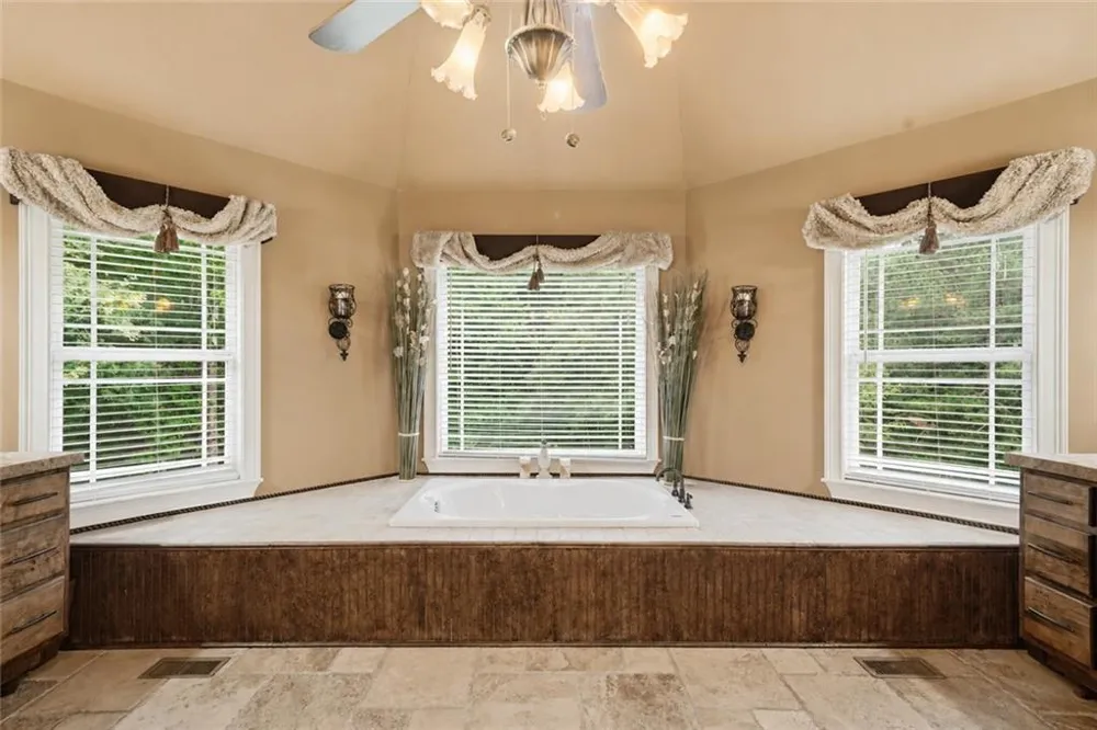 815 Knight Bottom Road SE Fairmount, GA 30139