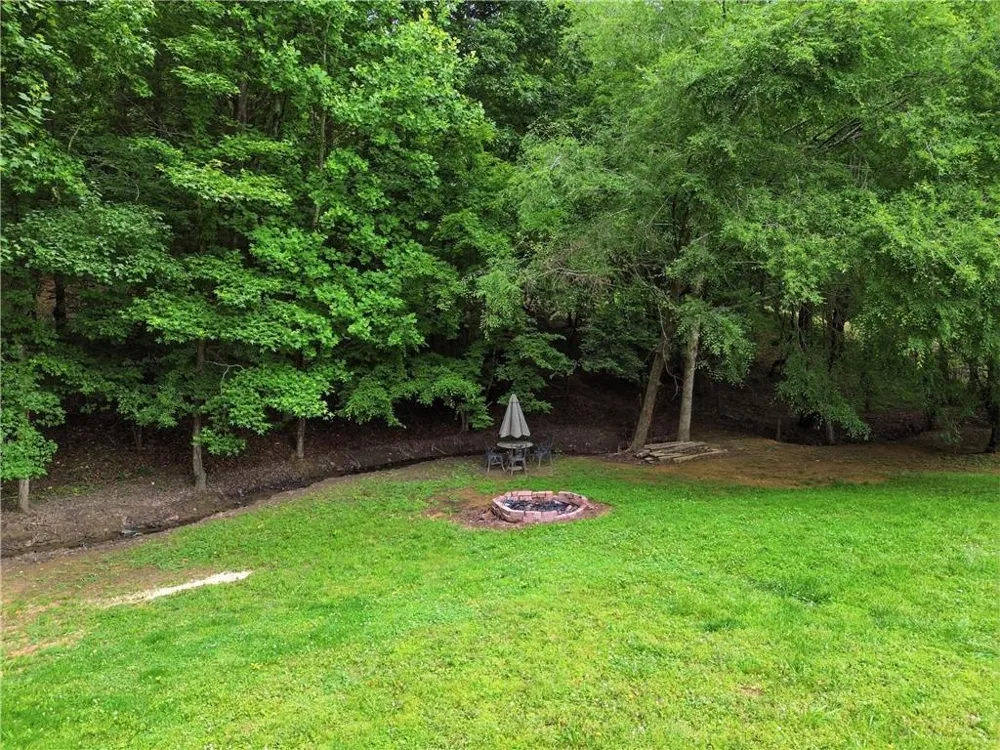 815 Knight Bottom Road SE Fairmount, GA 30139