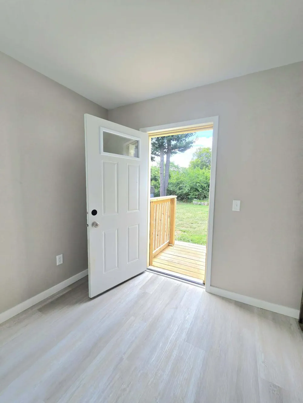 742 Greenridge Road Battle Creek, MI 49015