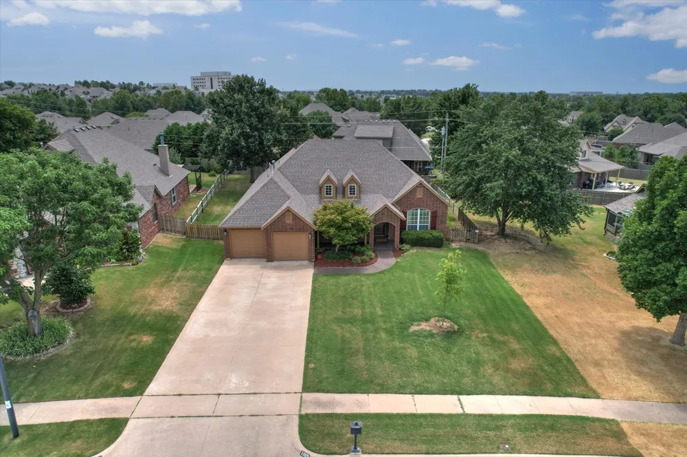 1109 W Granger Street Broken Arrow, OK 74012