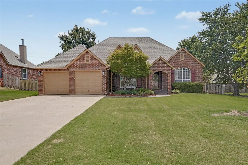 1109 W Granger Street Broken Arrow, OK 74012