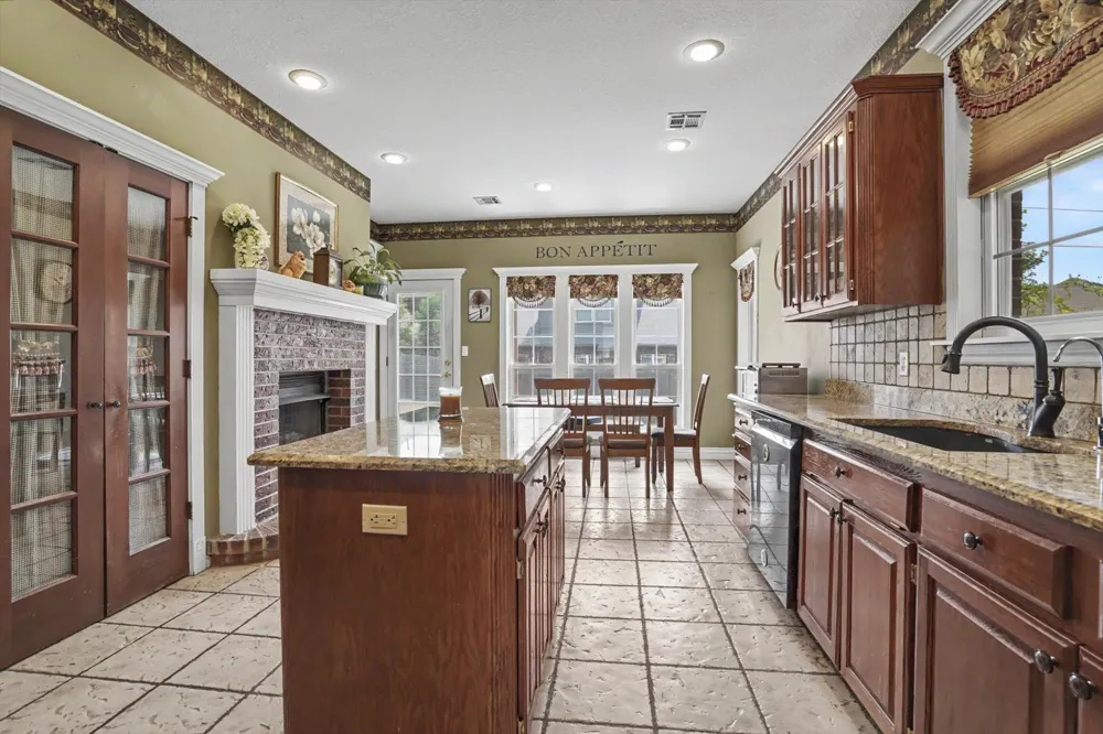 1109 W Granger Street Broken Arrow, OK 74012