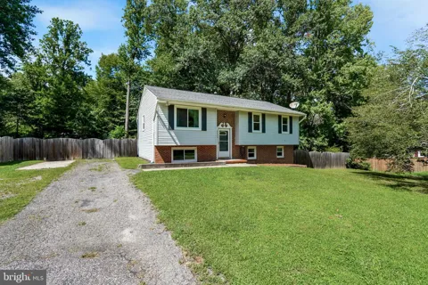 6805 ASHTON CIRCLE