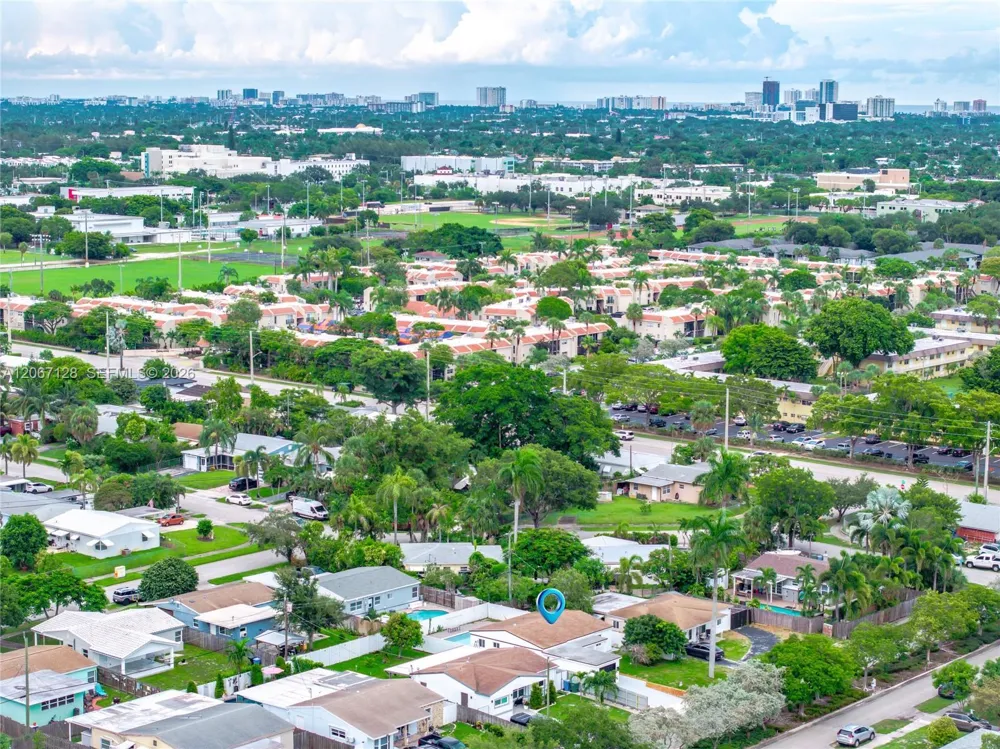 481 NE 51st St Oakland Park, FL 33334