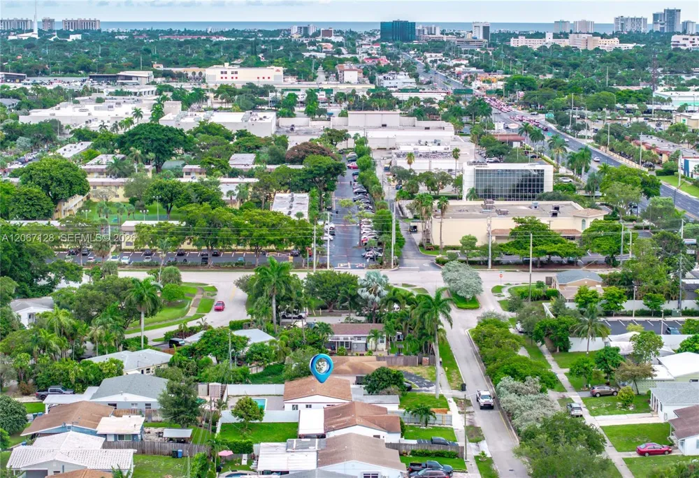 481 NE 51st St Oakland Park, FL 33334